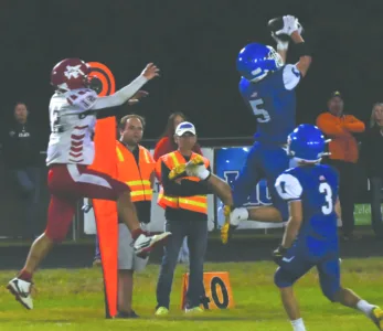 Perfectly good for the U.P.: Miners, Hematites only 2-1 teams cracking first football poll